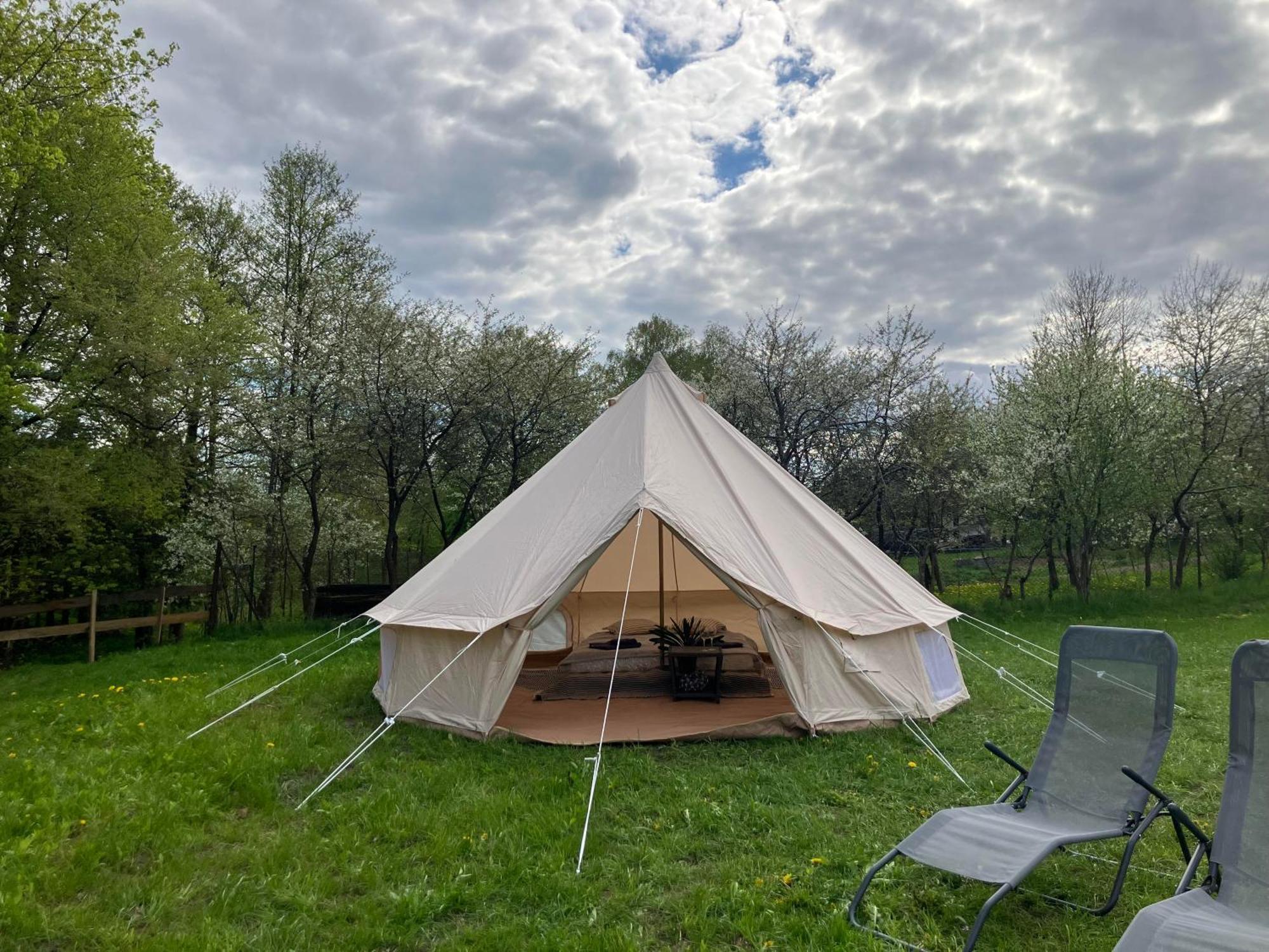 Mazury Glamping Kruklanki Polana Zyczen Hotel Ngoại thất bức ảnh